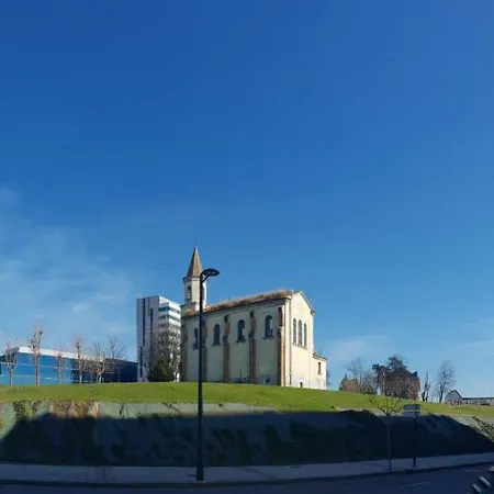 Prados Wifi Y Parking * Oviedo